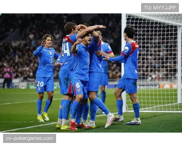 比利亚雷亚尔2-1毕尔巴鄂竞技，黄色潜水艇巩固欧冠席位